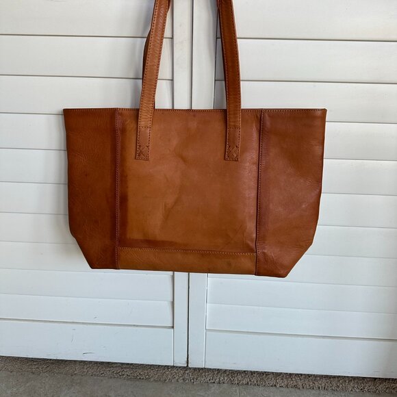 Noonday Collection. Luscious leather stitched, modern silhouette must-have bag - Picture 7 of 9